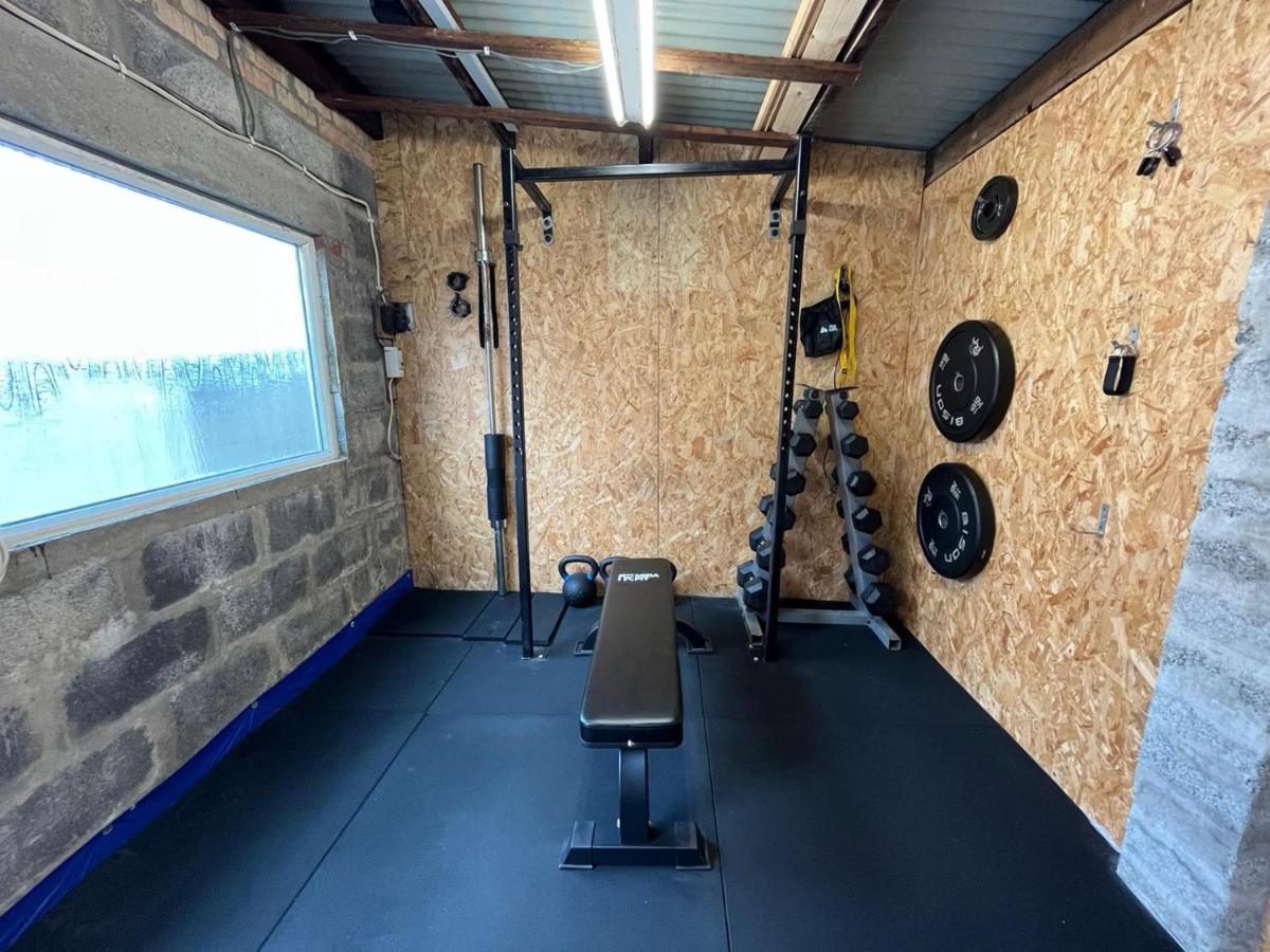 Access To Private Gym Room, 3 Bedrooms, Close To The City Swansea Exteriér fotografie