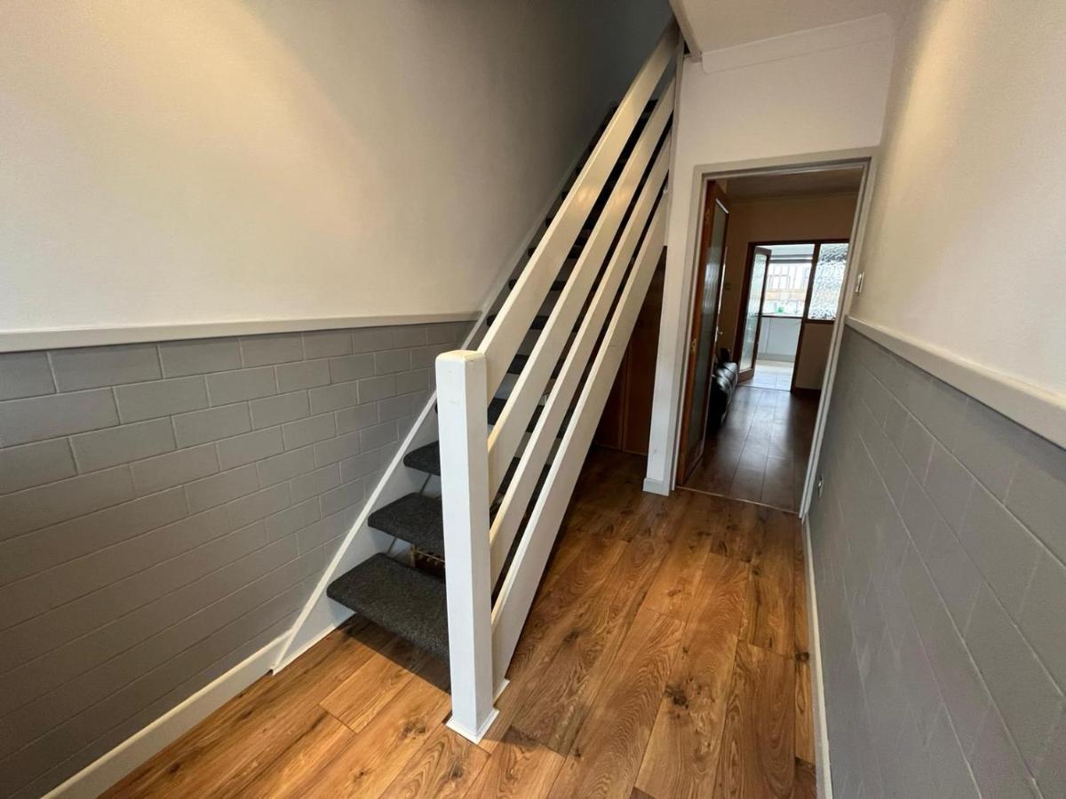 Access To Private Gym Room, 3 Bedrooms, Close To The City Swansea Exteriér fotografie